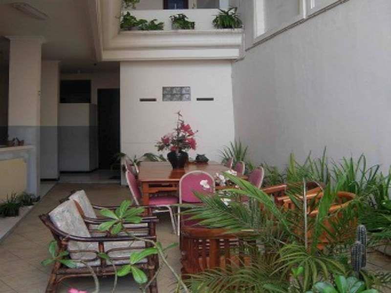 Hotel Paprica 1 Surabaya Esterno foto